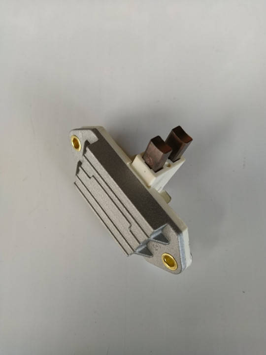 

Регулятор напряжения генератор Искра н/о AS