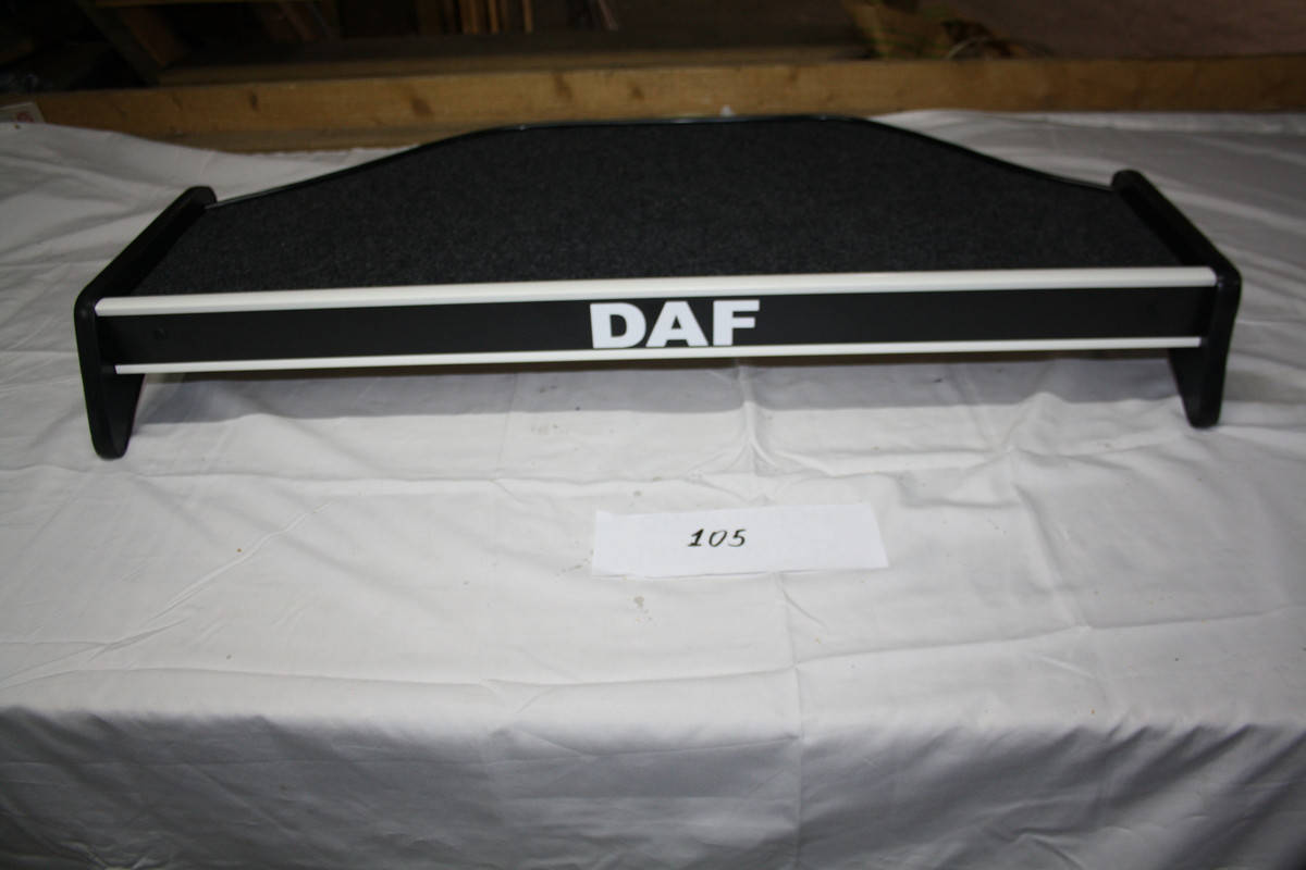 

Полка на панель Daf XF 105