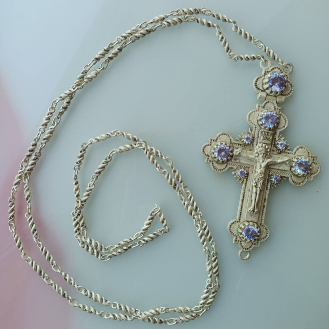 

Крест наградный с камнями под серебро для священника