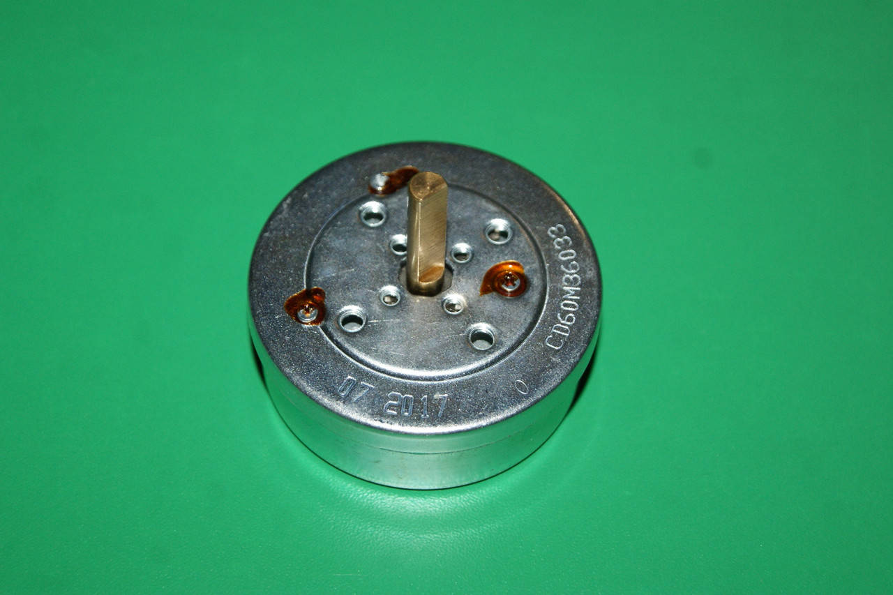 

Таймер механический для духовки 60min шток 23x6mm CD60M36033