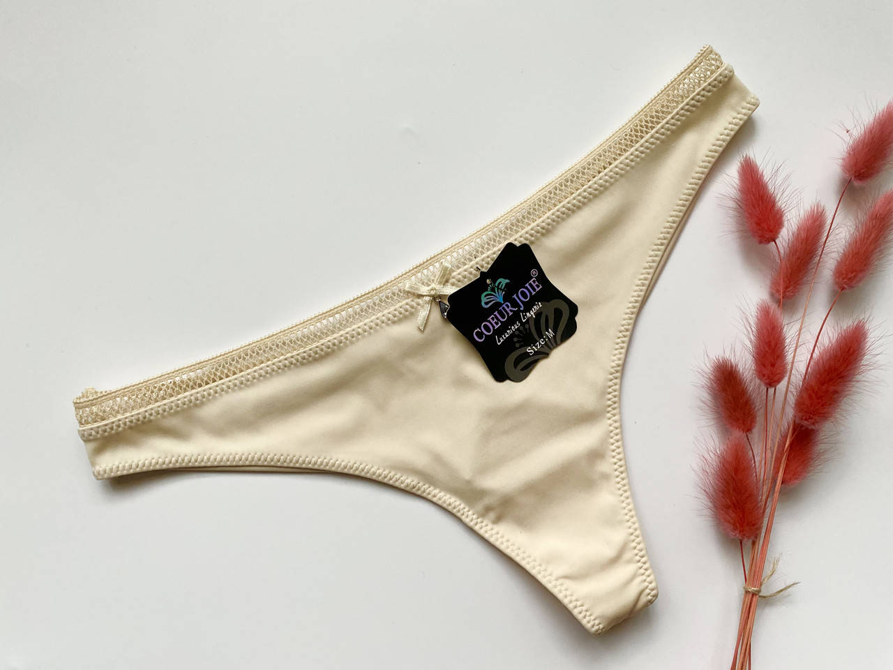 

Женские стринги, TM Coeur Joie, код 9606 Бежевый, L