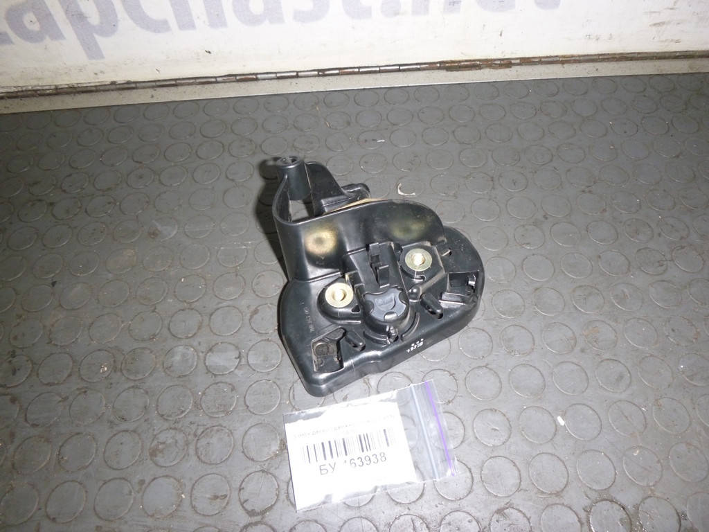 

Б/У Замок двери сдвижной левой Volkswagen CADDY 3 2004-2010 (Фольксваген Кадди), 7H0843603K (БУ-163938)