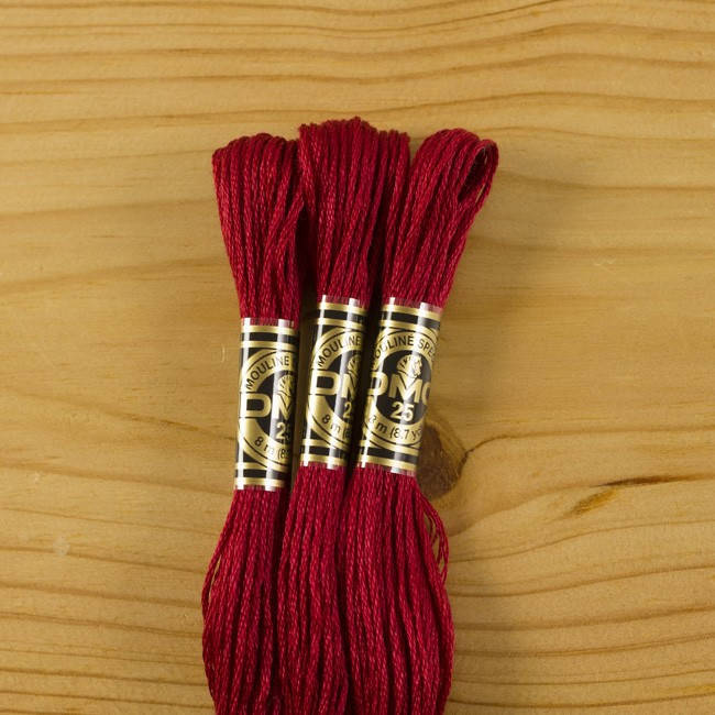 

Нитки мулине DMC 304 (Франция)