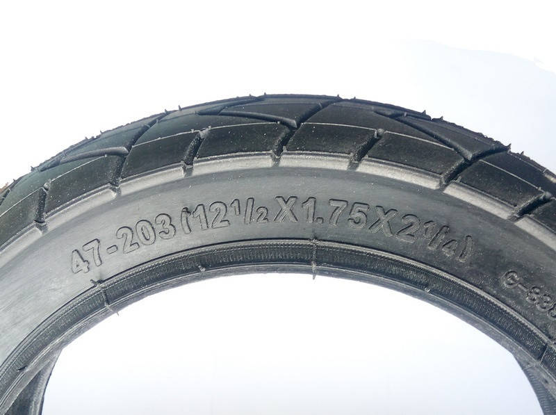 

Шина 12 1/2 х 1,75 х 2 1/4 (47 - 203) JIU MA для детской коляски, Черный