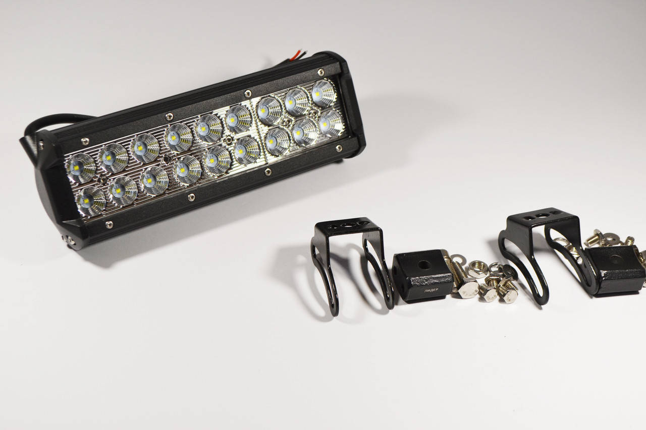 

Светодиодная LED фара робочая 54вт 18диод LED LIGHT BAR