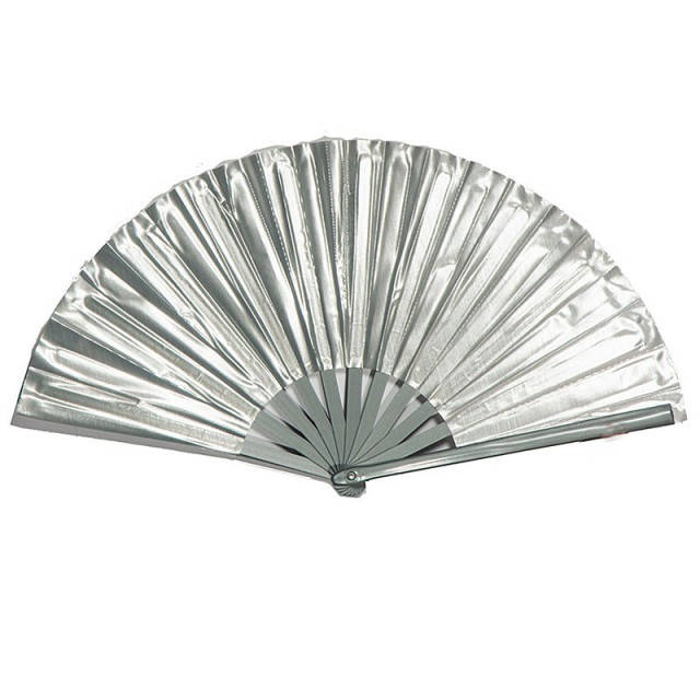 

Веер ручной для танцев и спорта 33х61 см серебристый (В4795)