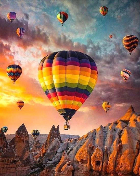 

Алмазная вышивка Каппадокия Воздушные шары 40/50 квадратные алмазы