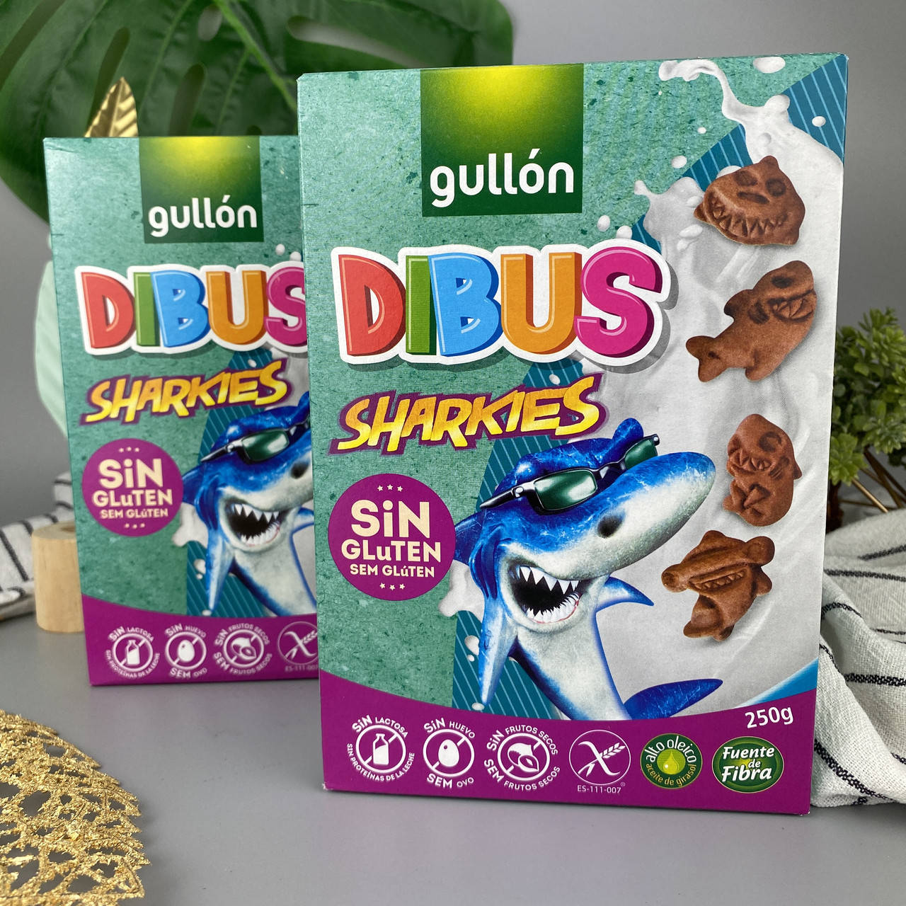 

Мини печенье без глютена в виде акулок Гуллон Дибус Gullon Dibus Sharkies 250 г