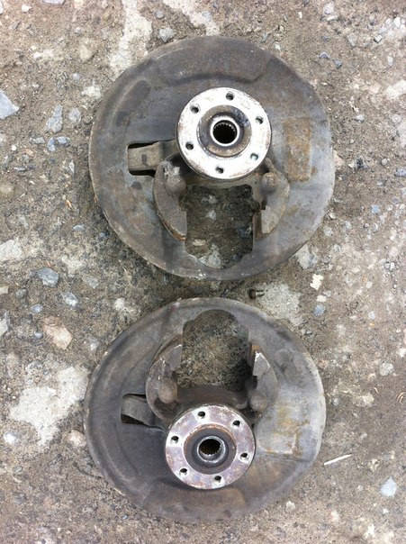 

Кулак поворотный в сборе со ступицей левый ЗАЗ 1102 Таврия 1103 Славута 1105 Дана 11055 Пикап бу