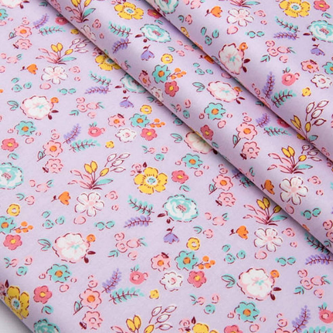 

Ткань хлопок цветочки на бледно-розовом фоне