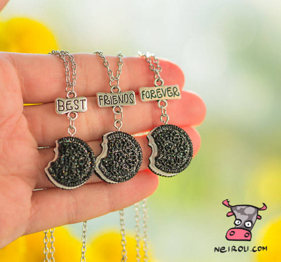 

Кулон для троих друзей "Best Friends Forever. Печенье Oreo. Цена за набор