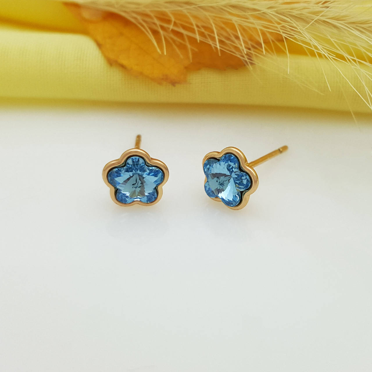 

Серьги гвоздики, Голубой Цветок, Swarovski, медзолото Xuping,18К