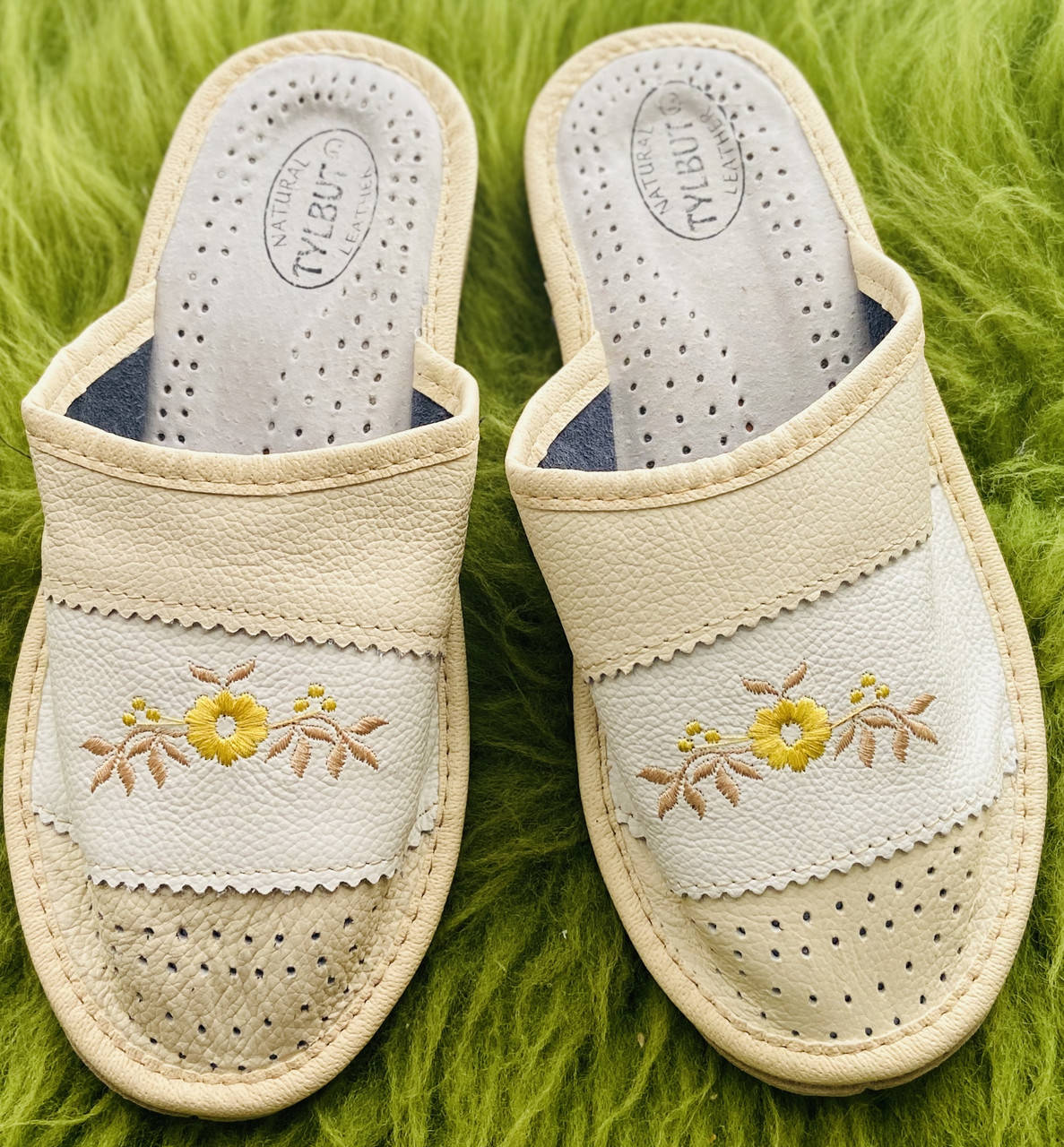 

Домашні капці шкіряні жіночі 37, Бежевый