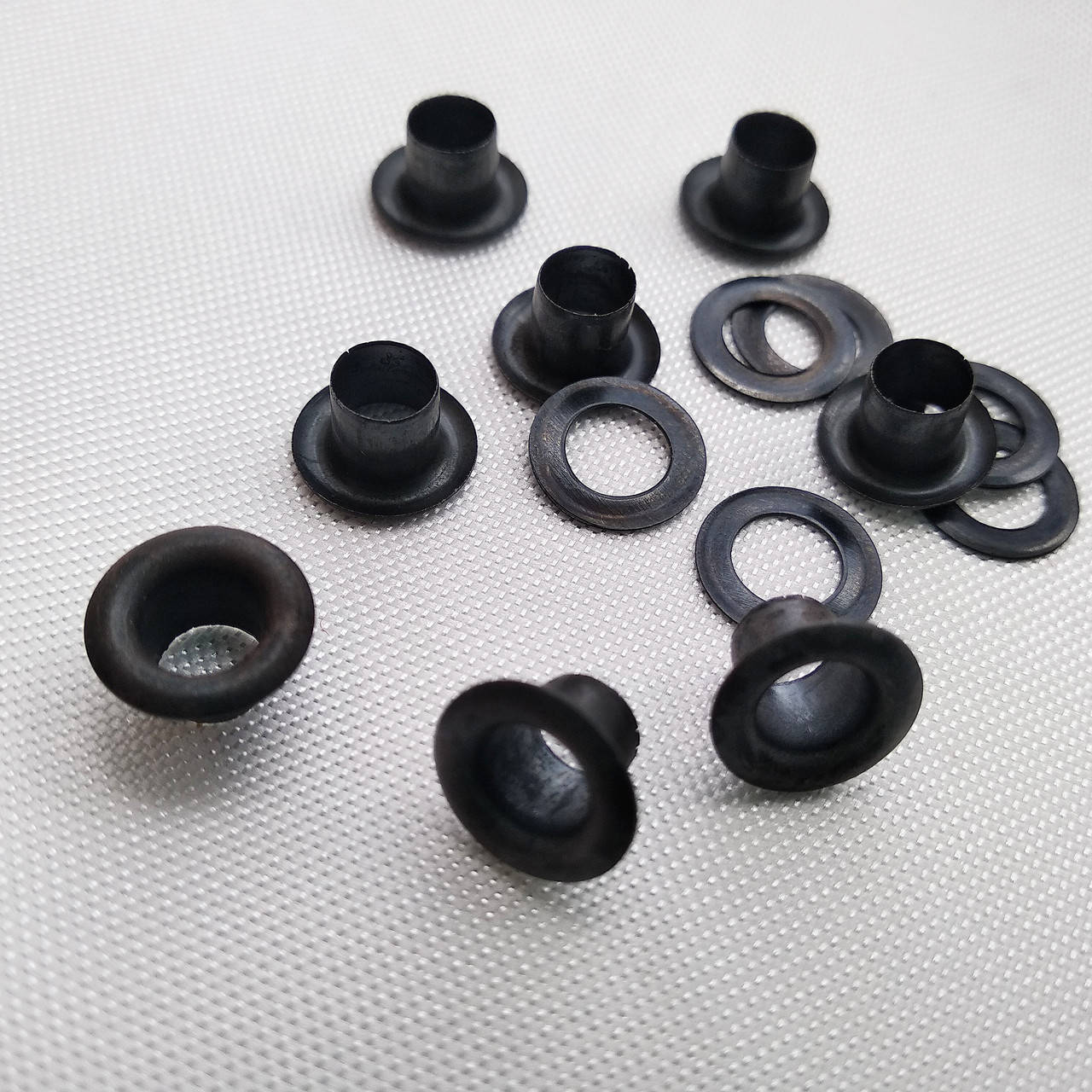 

Люверси 4 мм чорні, Черный