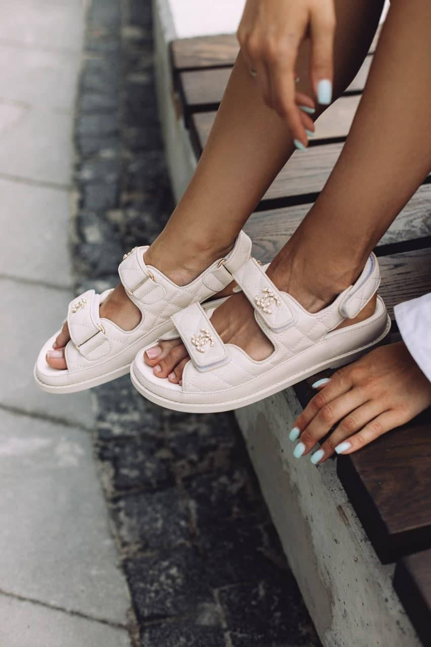 

Chanel Sandals Beige Leather