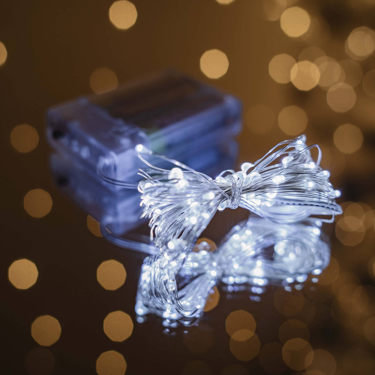 

Гирлянда светодиодная проволока LTL 5м 50led на батарейках холодный-белый Cold white