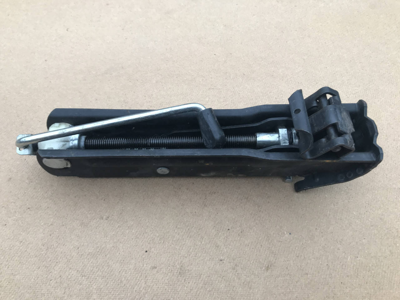 

Домкрат Skoda Superb 2 (Шкода Суперб 2) 2008-2015