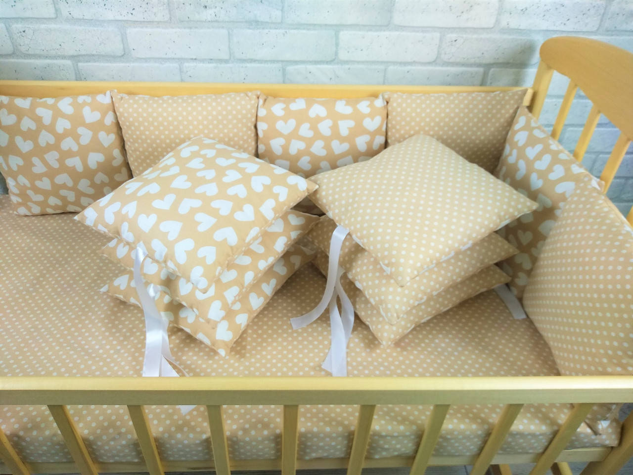 

Подушки бортики в ліжечко ( тканина бавовна)