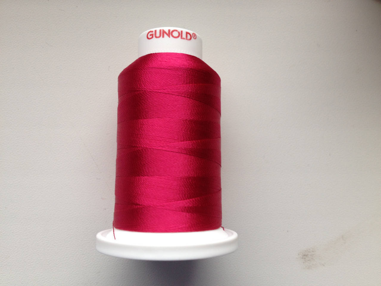 

Нитки для машинной вышивки GUNOLD №40. цвет 1533 ( КРАСНО -МАЛИНОВЫЙ ). 1000 м