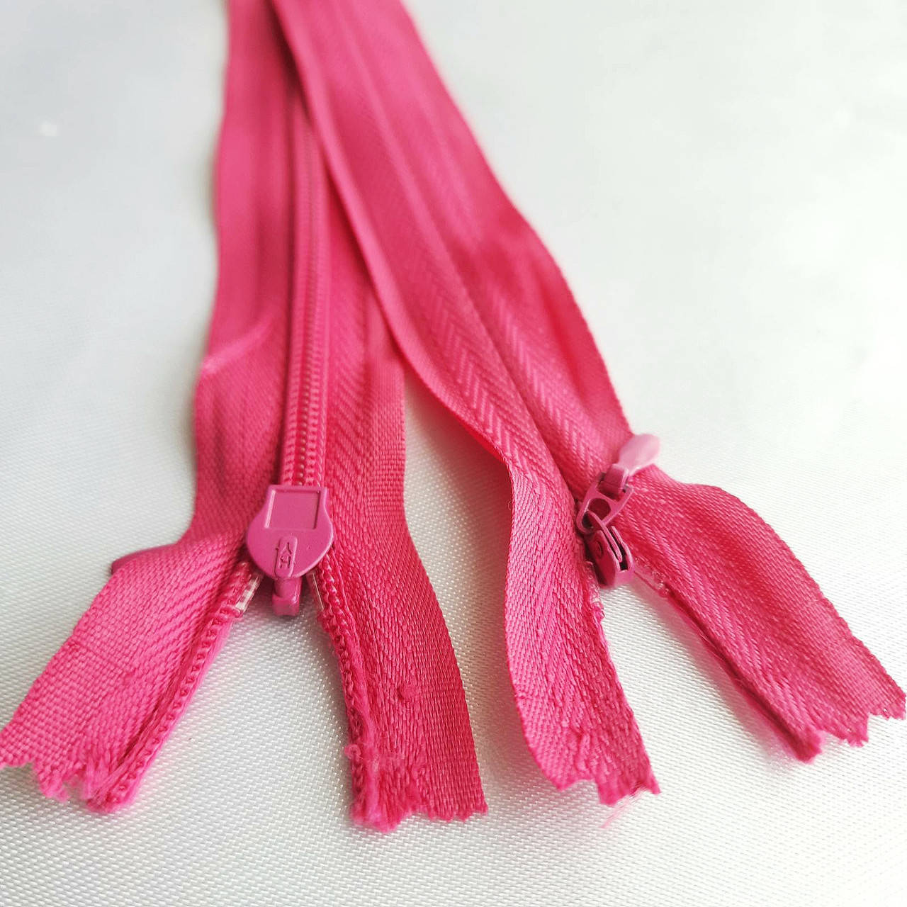 

Блискавка потайна 18 см, темно рожева (278), Темно розовый