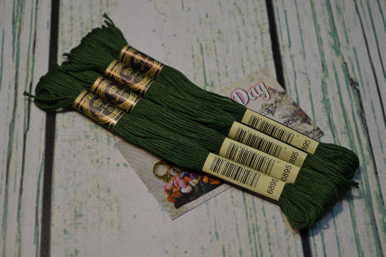 

Мулине Royal Broderie, цвет №895