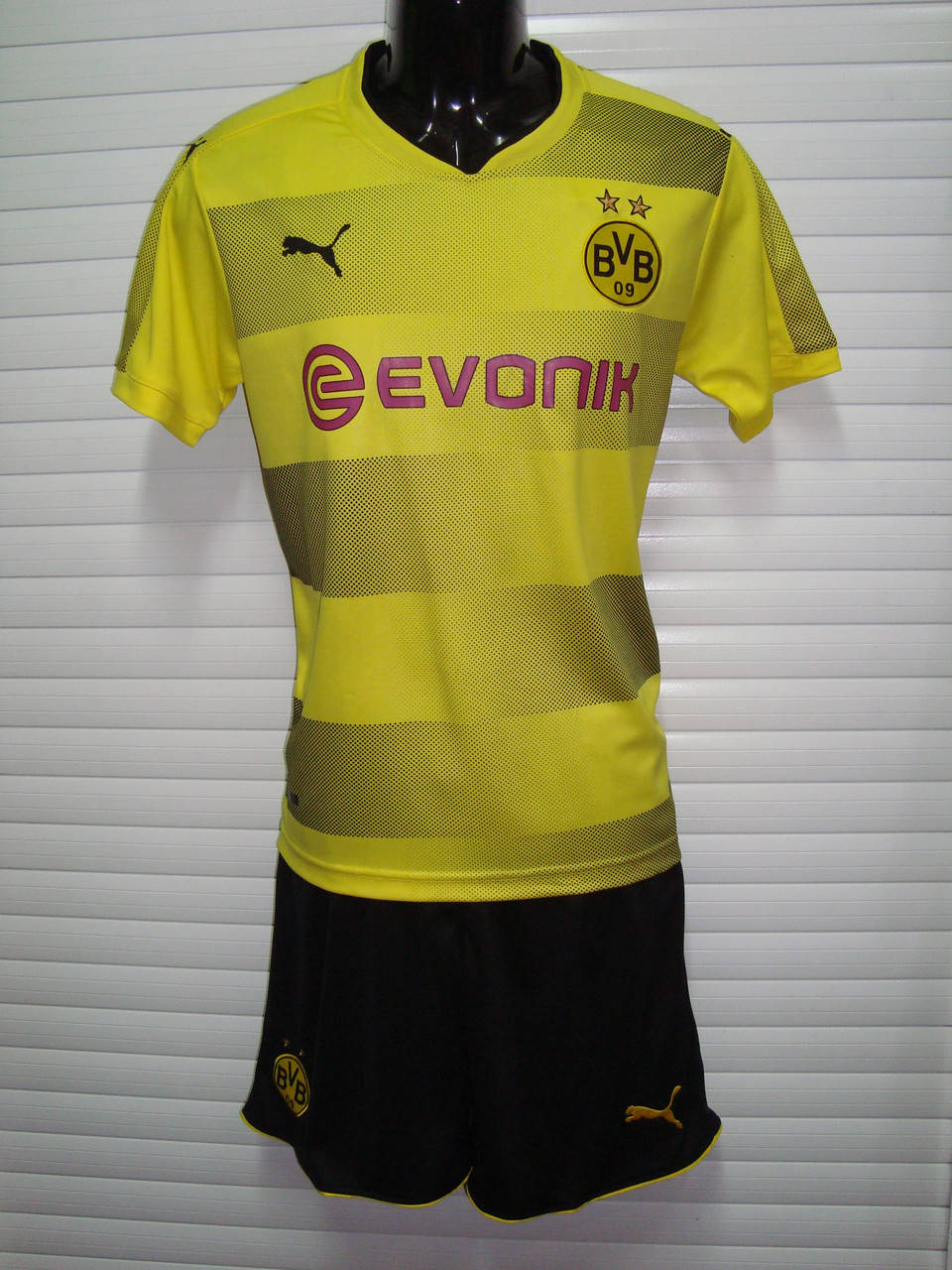 

Футбольная форма взрослая Борусии Дортмунд сезон 2017-2018