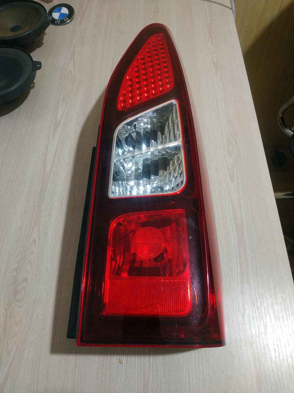 

Фонарь задній правий ляда Citroen Berlingo 9680875180