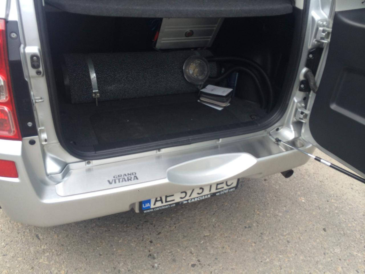 

Накладка на задний бампер Suzuki Grand Vitara 2005-2014