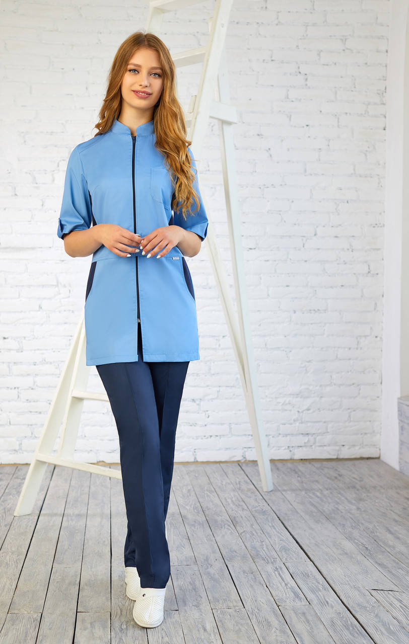 

Женский медицинский костюм Леся - Костюм косметолога - Костюм массажиста, Белый