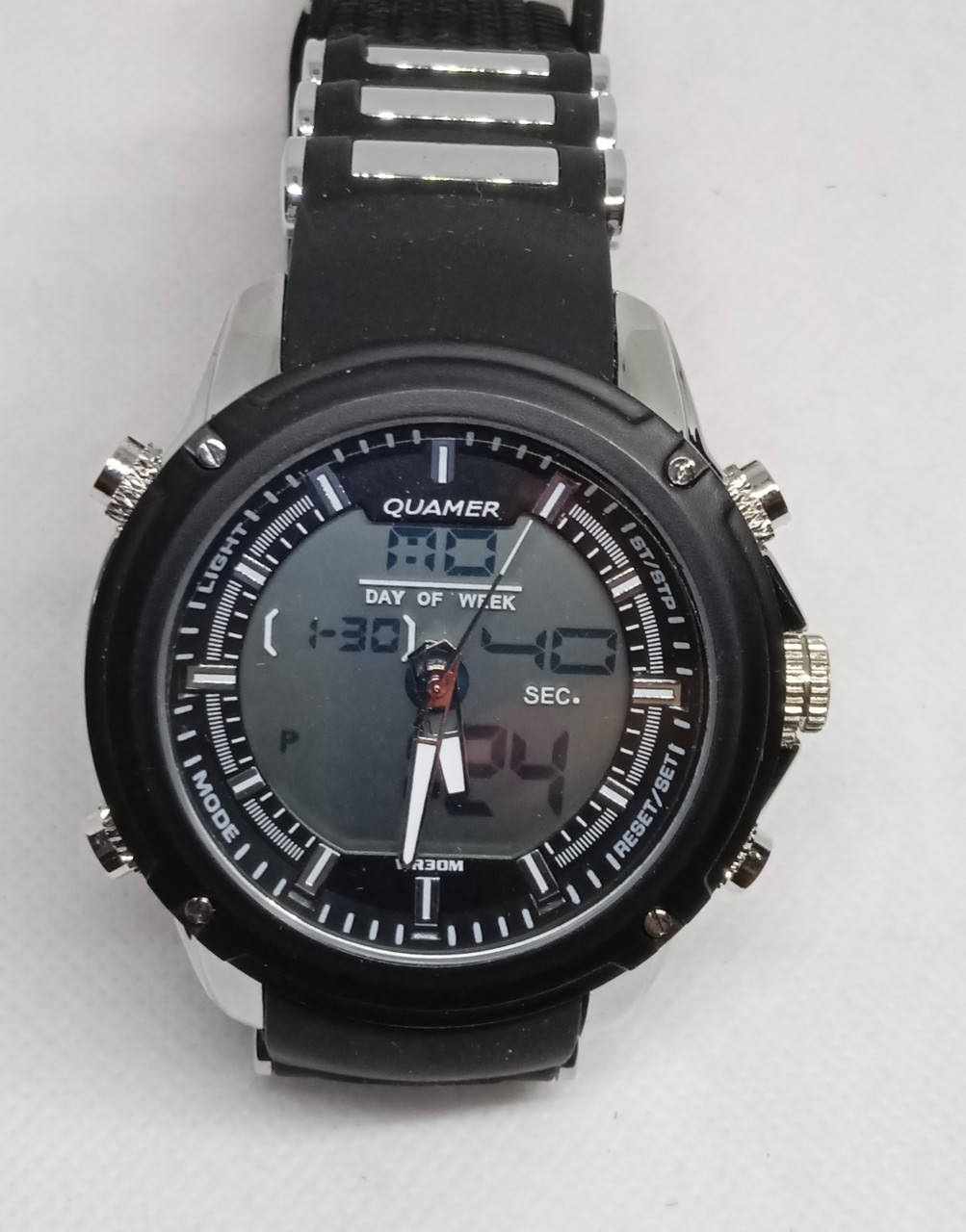 

Мужские наручные часы Quamer