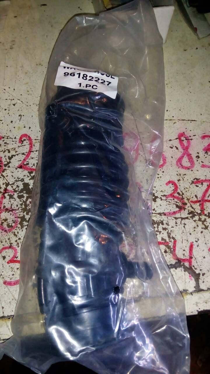 

Патрубок фильтра воздушного с датчиком, Lanos, Ланос, - 1.5S 96182227 (Genuine)