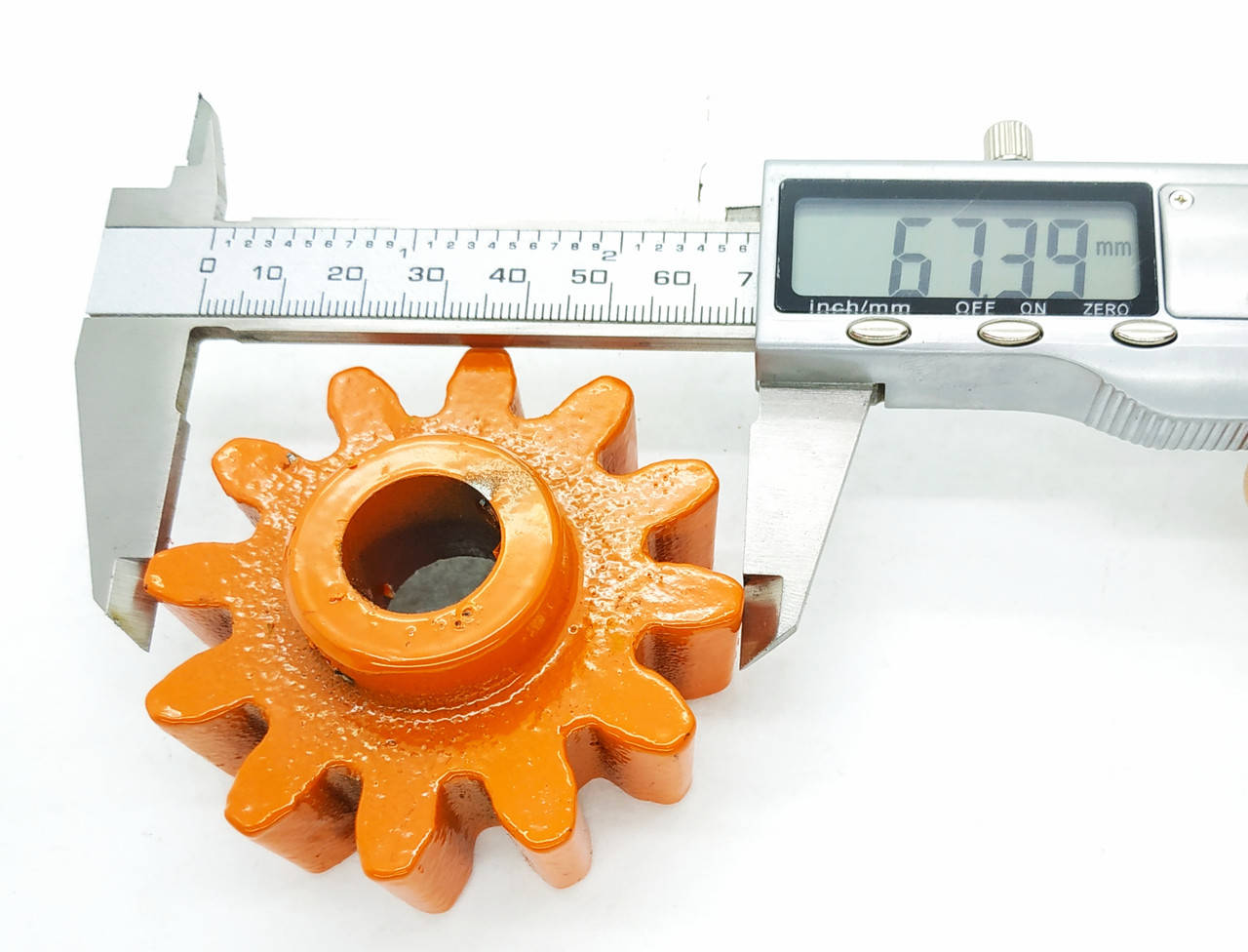 

Шестерня 12 зубов D-68,5мм d-17мм для бетономешалки