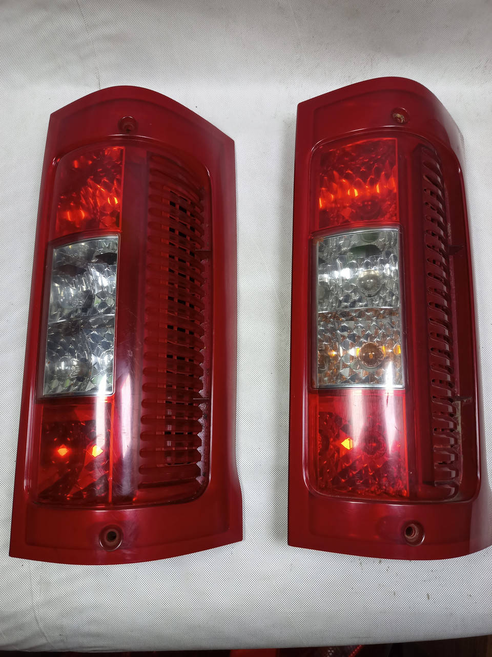 

Фонарь задний правый FIAT Ducato PEUGEOT Boxer CITROEN Jumper 1328427080 Фиат Дукато Пежо Боксер Джампер