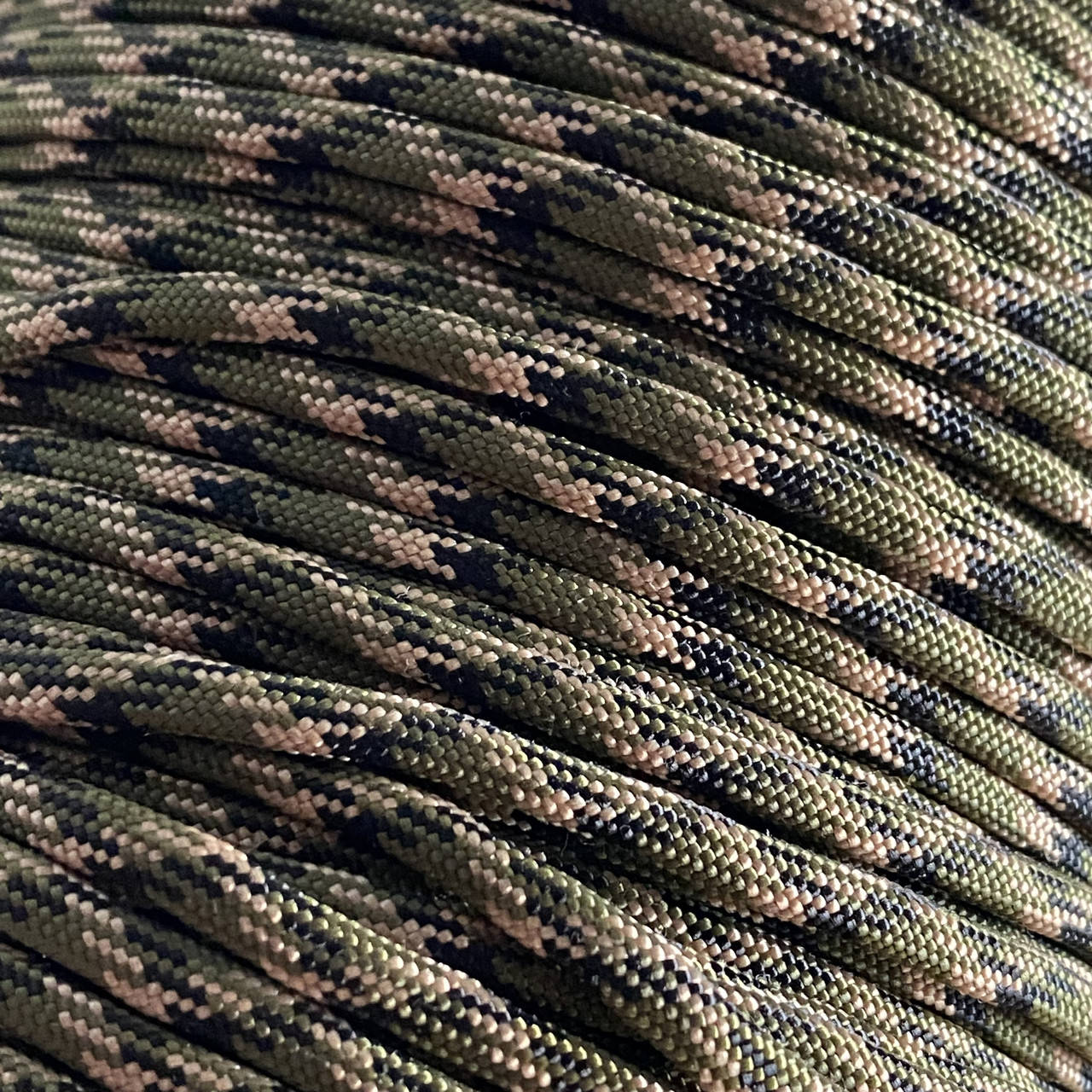 

Паракорд Армейский камуфляж Paracord 550 Type III Army Camo Паракорд 550 модели