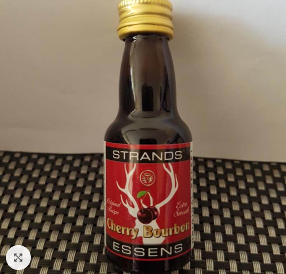

"Strands Bourbon Cherry" Натуральная эссенция (25мл)