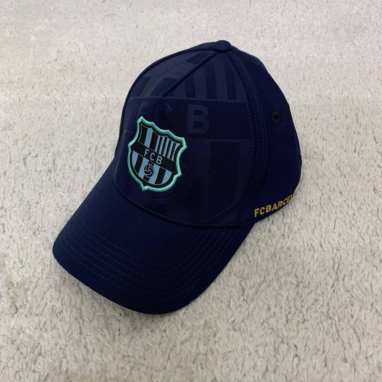 

Футбольная кепка Барселона темно-синяя, Темно-синий