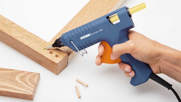 

Клеевой пистолет Gluematic 3002 Steinel (333317)