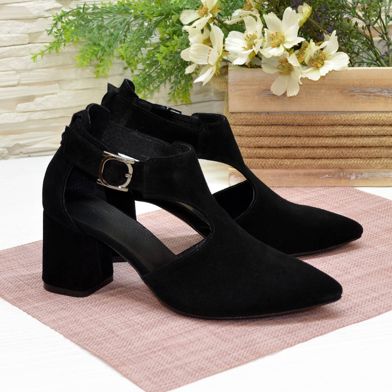 

Туфли женские черные замшевые на невысоком устойчивом каблуке, Черный