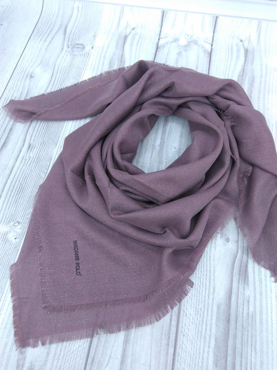 

Платок блестящий с люрексом