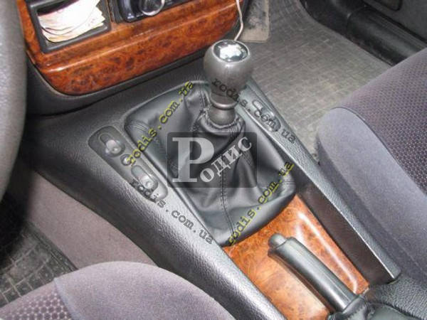 

Чехол ручки КПП "Orticar" Opel Omega B 1994-1999 - Чехол КПП Опель Омега Б