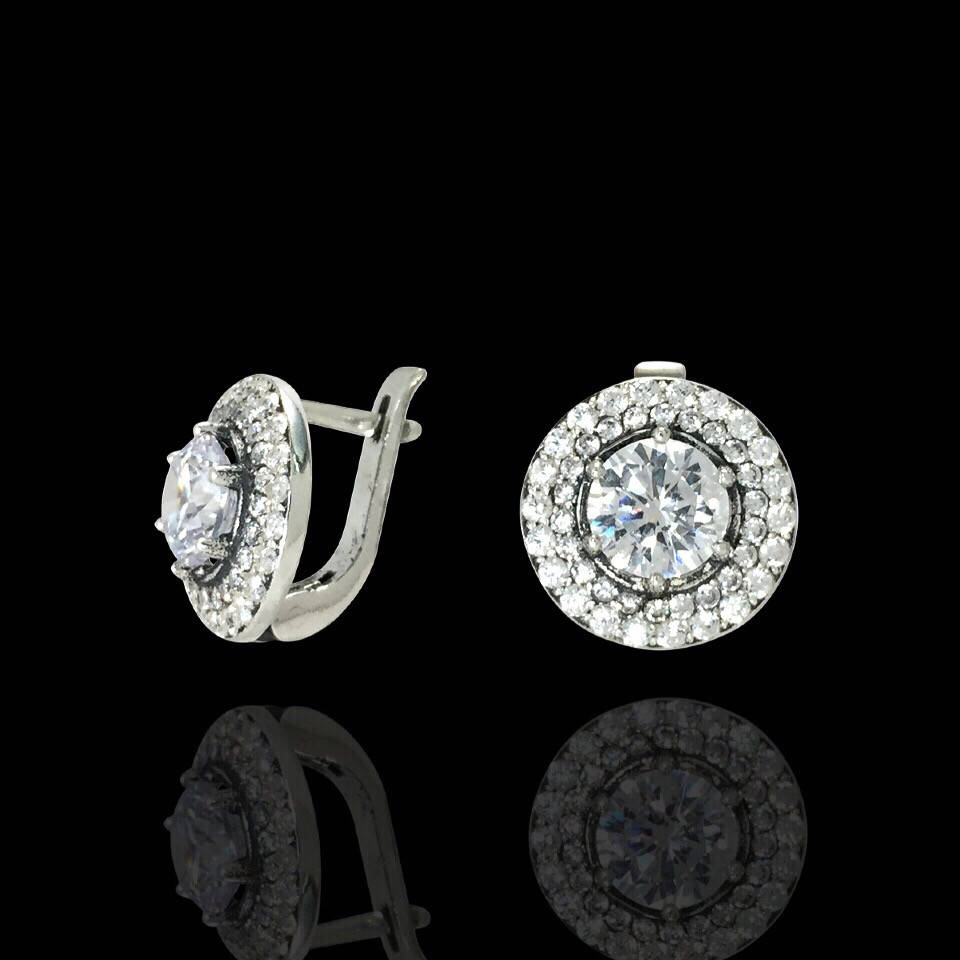 

Серебряные серьги с фианитом, 92 камня