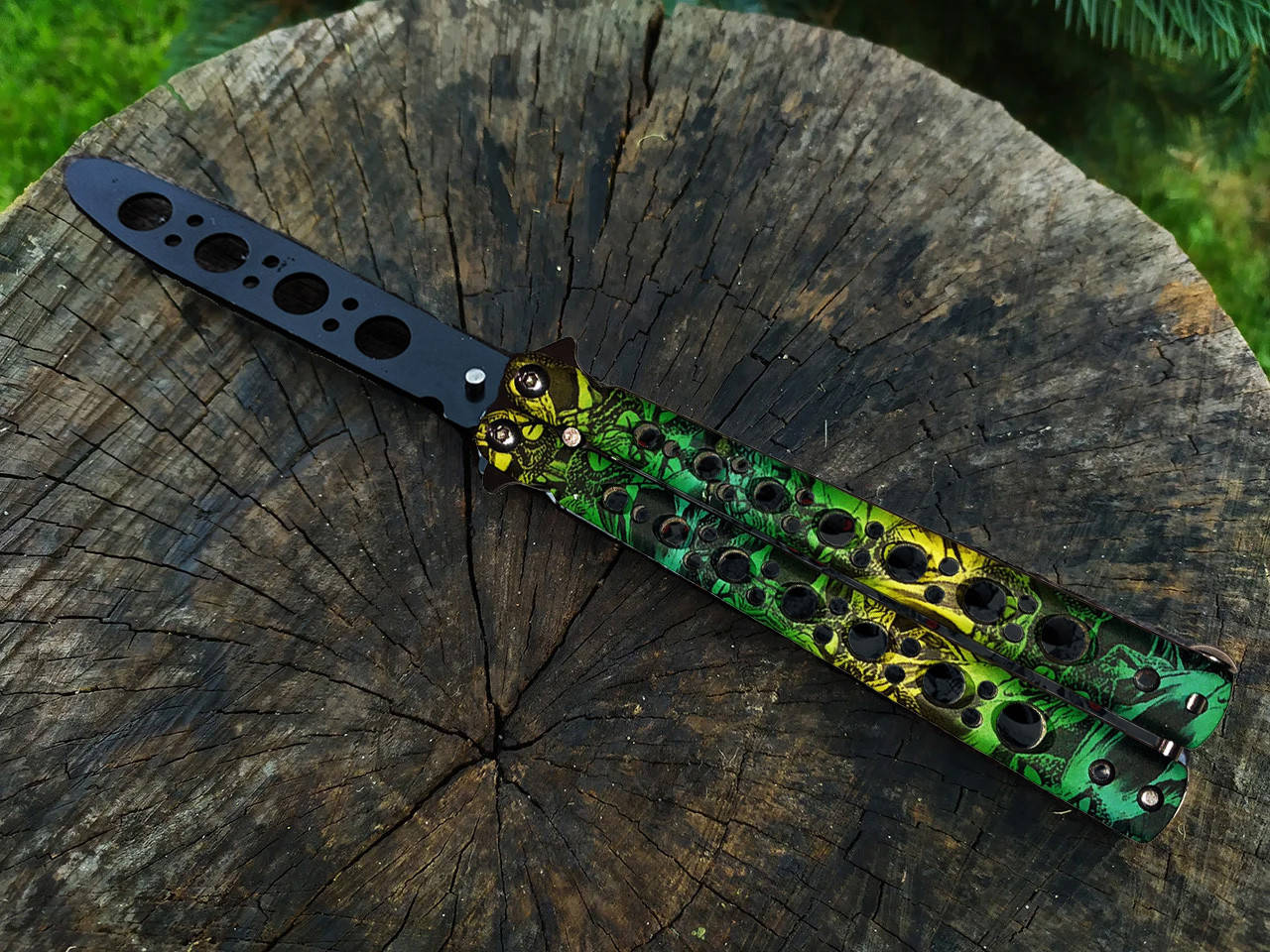 

Нож бабочка Benchmade тренировочный Желто-зеленая, Разные цвета