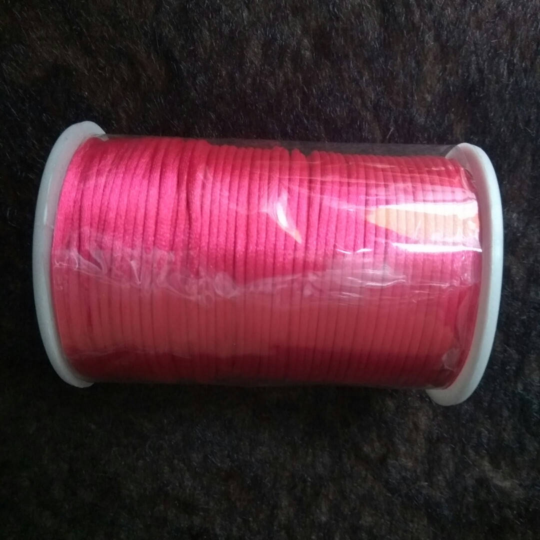 

Шнурок атласный