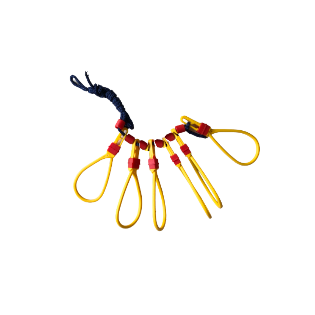 

Кукан R6 6 карабінів ПЛАСТИКОВИЙ