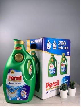 

Универсальный стиральный гель Persil PREMIUM Color 6,300мл, 140 стирок.