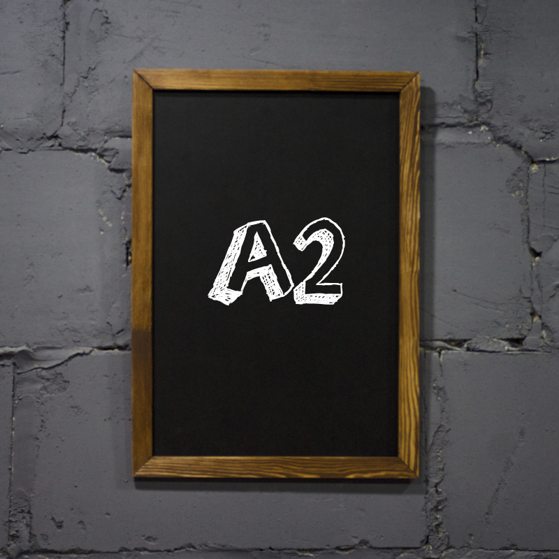 

Меловая доска 42х60см с рамкой "Орех" форматом А2 вертикальная