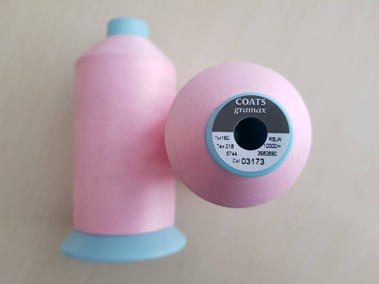 

Текстурована нитка для оверлока Coats gramax 160 рожева 03173