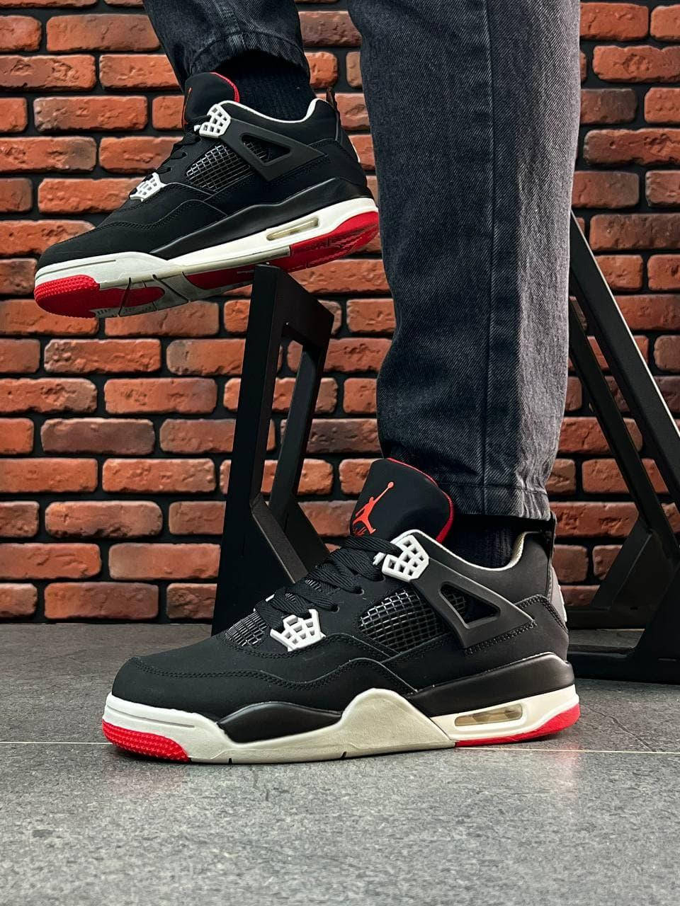 

Мужские кроссовки Nike Air Jordan 4 Retro Black/Red (черные с красным) А1336 спортивные крутые кроссы, Разные цвета