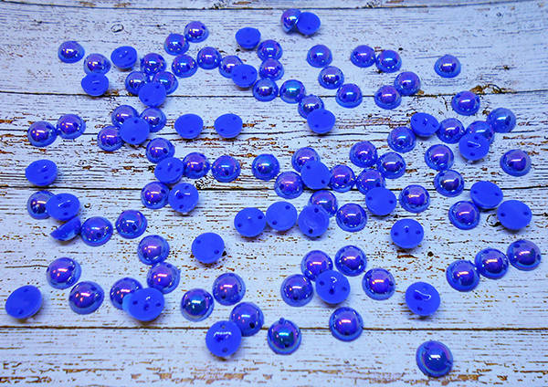 

Напівбуси 8мм з отворами. (50шт) сині перламутрові