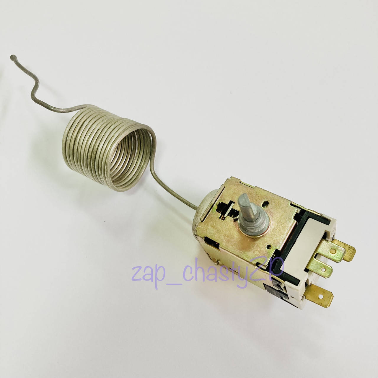 

Термостат для холодильника ТАМ-133 1,3 м, для двухкамерных холодильников